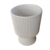Macetero de Cerámica Estriado (Decoración Interior)