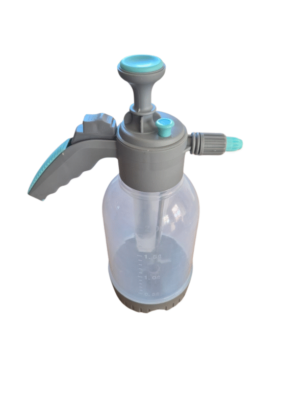 Diseño sin título (5) Pulverizador a Presión Profesional 2 Litros | Control Ajustable y Diseño Bicolor (Gris/Turquesa)