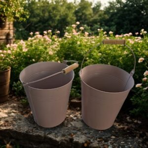 Juego de 2 Macetas Cubo Metálicas Rosa Pálido (Nude) con Asa de Madera (18x20 cm)