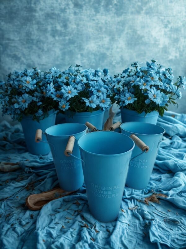 Set de 3 Macetas Metálicas Tipo Jarrón Azul Pastel con Asa