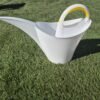 Regadera de Jardín 2 Litros | Diseño Moderno, Plástico Duradero y Riego de Precisión
