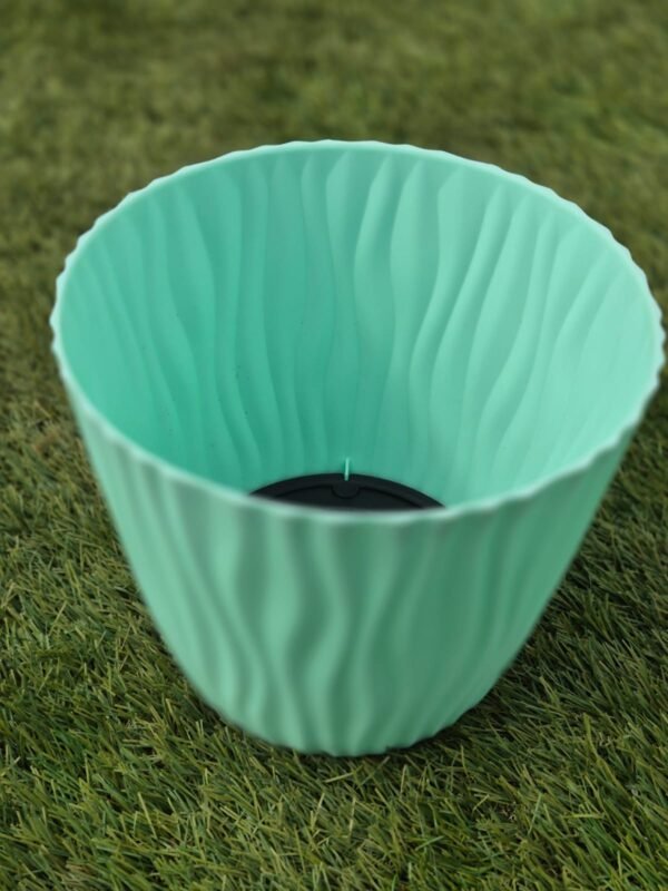 WhatsApp Image 2025-11-05 at 18.12.08 (2) Set 3 Maceta Autorregante Turquesa | Diseño de Ondas | Polipropileno Duradero