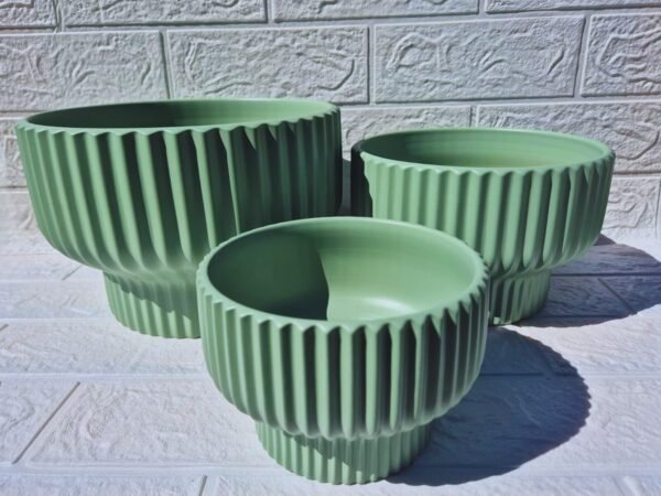 WhatsApp Image 2025-11-11 at 18.52.49 (4) Pack 3 Maceteros Grandes Estriados Modernos