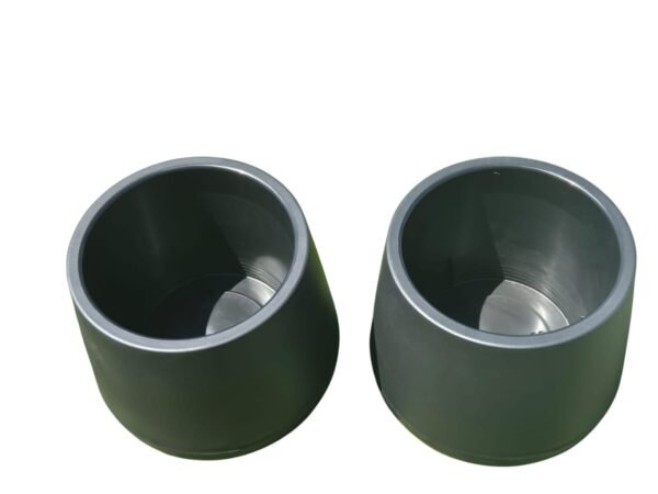 WhatsApp Image 2025-11-12 at 18.24.49 Macetero Auto-Regante Grande Negro - Diseño Curvado Moderno